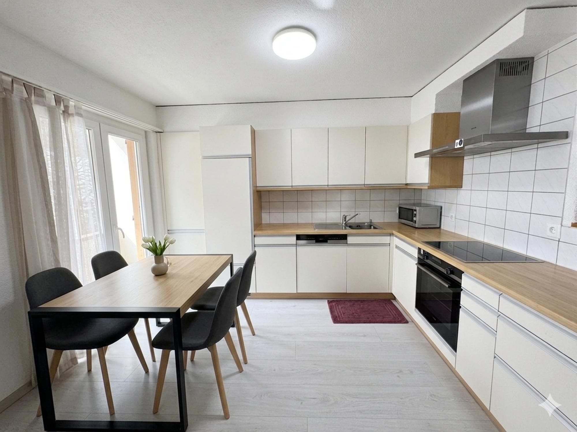 Perrefitte - à l'entrée du village, dans une PPE très bien entretenue